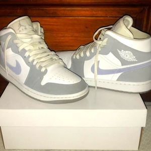 Women's Nike Air Jordan Wolf Grey size 10